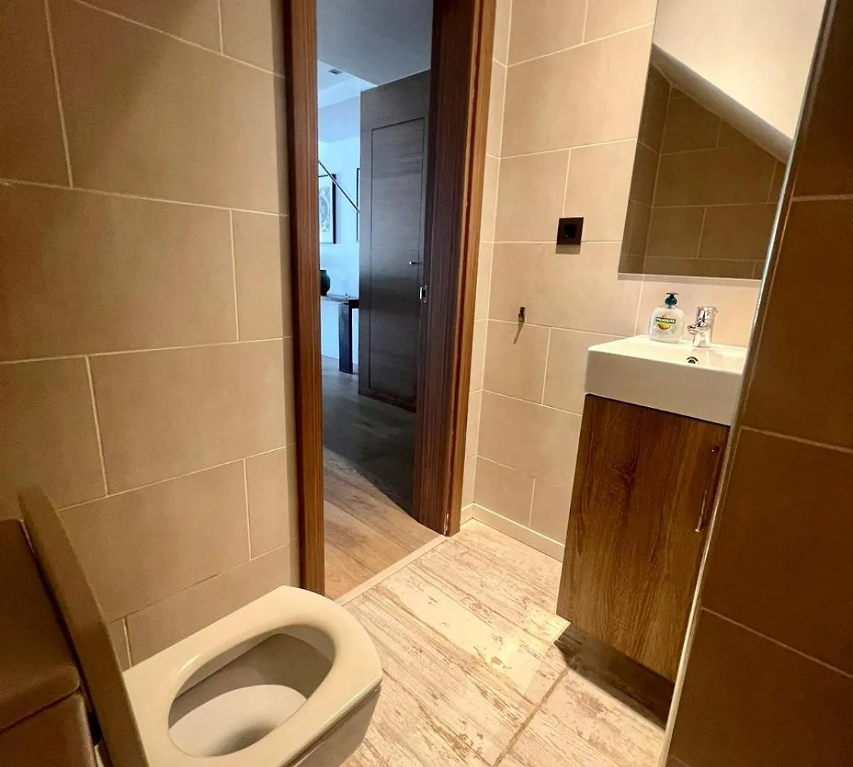 Bonita Villa Con Piscina Estepona Spain